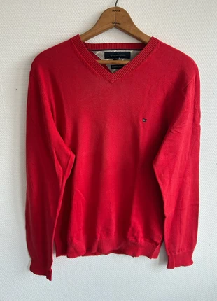 Pull Tommy Hilfiger Col V Rouge, marque: Tommy Hilfiger, état: Très bon état, taille: M, 19,00 €, 20,65 € Protection acheteurs (Pro) incluse