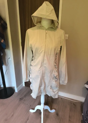 Parka légère d'été Jennyfer, merk: Jennyfer, staat: Heel goed, maat: L / 40 / 12, € 2,00, € 2,80 inclusief Kopersbescherming
