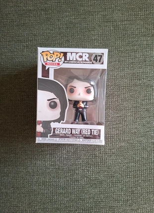 Funko Pop Gerard Way (red tie), merk: Funko, staat: Heel goed, maat: Universeel, € 75,00, € 79,45 inclusief Kopersbescherming