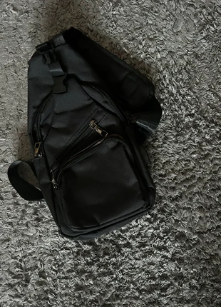 Sac bandoulière noir homme – multi-poches zippées pratique, marke: Noir, zustand: Neu, 2,00 €, 2,80 € inklusive Vinted-Käuferschutz