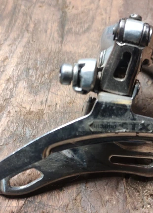 Dérailleur avant Shimano Stx, marke: Shimano, zustand: Sehr gut, 20,00 €, 21,70 € inklusive Vinted-Käuferschutz