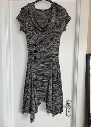 Grey Unique Quiz dress, brand: Quiz, condition: Very good, size: M / 38 / 10, €5.50, €6.48 includes Buyer Protection