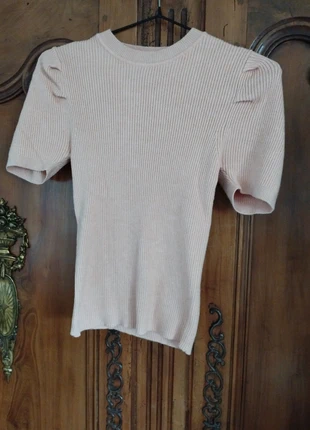 Haut maille côtelée manches courtes de chez Primark en taille 34, marca: Primark, estado: Muito bom, tamanho: XS / 34 / 6, €1.50, €2.28 inclui Proteção do Comprador Pro