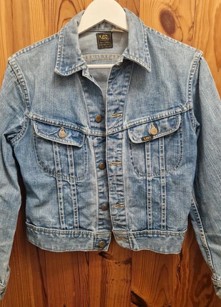 70s Lee Riders USA Denim Jacket | Women’s Small | Real Vintage | Cropped Fit Mid Blue, brand: Lee, condition: Very good, size: S / 8, £70.00, £74.20 includes Buyer Protection