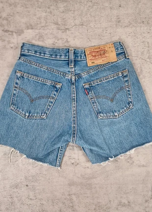 Short en jeans levis w29 (g50), marca: Levi's, estado: Muy bueno, tamaño: W29 | ES 38, 15,00 €, 16,45 € Protección al comprador Pro incluida