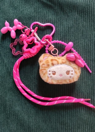 Charm per borsa bag charm fuxia Hello Kitty animalier Sanrio, zustand: Neu, mit Etikett, 10,00 €, 11,20 € inklusive Vinted-Käuferschutz