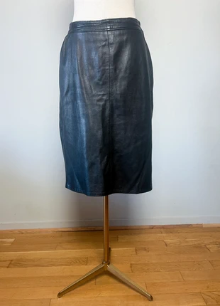 Jupe Crayon Cuir Noir Vintage ANNÉES 90 - Taille Élastiquée - T. 38/40, marke: Vintage, zustand: Sehr gut, größe: M / 38 / 10, 39,00 €, 41,65 € beinhaltet Vinted-Käuferschutz Pro