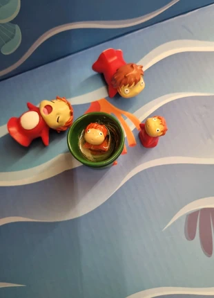 Set 4 mini figuras Ponyo - Ponyo en el acantilado, estado: Nuevo sin etiquetas, tamaño: Talla única, 15,00 €, 16,45 € Protección al comprador incluida