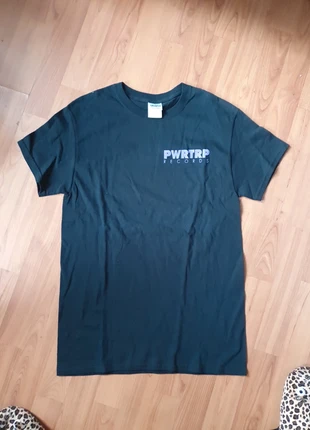 Powertrip Records Soulground, merk: Sonstiges, staat: Heel goed, maat: S, € 4,00, € 4,90 inclusief Kopersbescherming