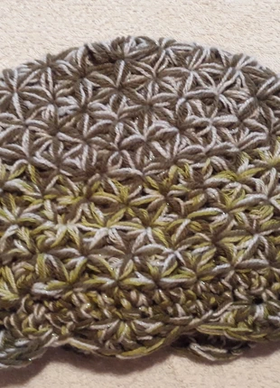 Bonnet, marke: Fait Main, zustand: Neu, größe: L, 8,00 €, 9,10 € inklusive Vinted-Käuferschutz