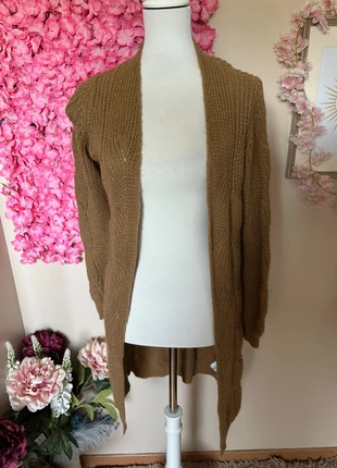 Cardigan long caroll taille XS neuf avec étiquette valeur 120 euros, marque: Caroll, état: Neuf avec étiquette, taille: XS / 34 / 6, 45,00 €, 47,95 € Protection acheteurs (Pro) incluse