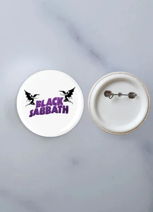 Pin's Black Sabbath, condition: Very good, €2.00, €2.80 includes Buyer Protection Pro