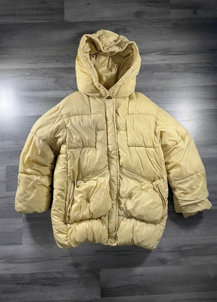 Doudoune Zara pour enfant taille 8 ans en très bonne état, merk: Zara, staat: Heel goed, maat: 8 jaar / 128 cm, € 5,00, € 5,95 inclusief Kopersbescherming