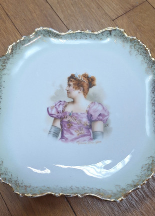 assiette murale portrait “Madame Sans-Gêne” kitsch rétro/vintage 1950-1970, marque: Vintage, état: Bon état, 12,99 €, 13,98 € Protection acheteurs incluse