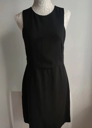 🖤 Petite robe noire classique & chic H&M (Taille XL) 🖤, merk: H&M, staat: Heel goed, maat: XL / 42 / 14, € 15,00, € 16,45 inclusief Kopersbescherming