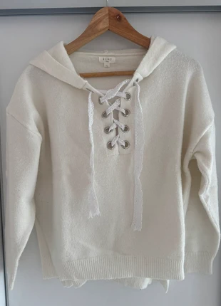 Pull blanc TU hangar86, brand: Hangar 86, condizioni: Ottime, taglia: Taglia unica, €5.00, €5.95 include la Protezione acquisti