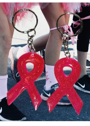 "Le Rose, c'est plus qu'une couleur. C'est un combat."porte clef ruban rose, brand: Fait Main, condition: New without tags, €2.50, €3.33 includes Buyer Protection