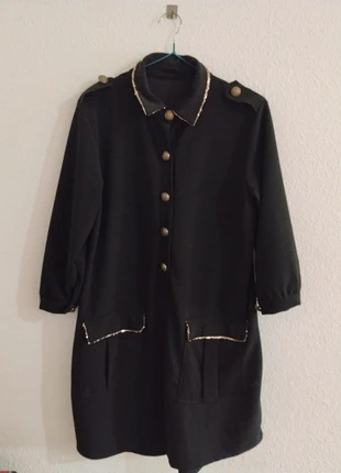 Vestido elegante con botones talla L, marca: Boutique Italiana, estado: Muy bueno, tamaño: L / 40 / 12, 10,00 €, 11,20 € Protección al comprador incluida