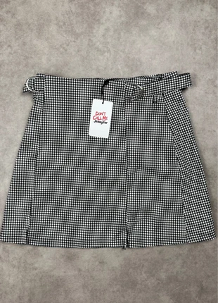 Jupe jennyfer noir et blanc femme taille m, brand: Jennyfer, condizioni: Nuovo con cartellino, taglia: M / IT 42 / EU 38, €13.99, €15.39 include la Protezione acquisti