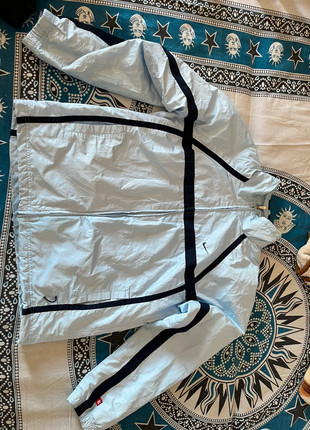 Tuta Nike azzurra vintage, marque: Nike, état: Très bon état, taille: L / 40 / 12, 30,00 €, 32,20 € Protection acheteurs incluse