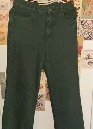 Pantalon vert, marque: Pull & Bear, état: Très bon état, taille: M / 38 / 10, 10,00 €, 11,20 € Protection acheteurs incluse