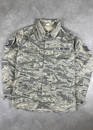 Chemise imprimée camouflage numérique inspirée du style militaire Digital camouflage printed shirt, brand: U.S. ARMY, condition: Very good, size: S, €20.00, €21.70 includes Buyer Protection