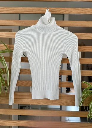 Sous pull beige moulant, merk: Primark, staat: Heel goed, maat: S / 36 / 8, € 3,00, € 3,85 inclusief Kopersbescherming