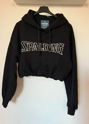 Sudadera Cropped Spalding x Pull and bear, marca: Spalding, estado: Muy bueno, tamaño: M / 38 / 10, 10,00 €, 11,20 € Protección al comprador incluida