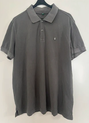 Heren polo | Grijs | Merk: Benneton | XL, brand: United Colors of Benetton, condizioni: Buone, taglia: XL, €6.00, €7.00 include la Protezione acquisti Pro