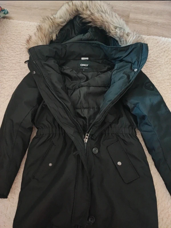 Parka only comme neuve