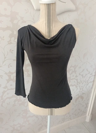 Top manches asymétriques 🌹, marca: Spatial, estado: Muito bom, tamanho: M / 38 / 10, €5.00, €5.95 inclui Proteção do Comprador