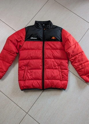 Doudoune Ellesse Taille 11 ans, marke: Ellesse, zustand: Neu, größe: 11 Jahre / 146, 35,00 €, 37,45 € inklusive Vinted-Käuferschutz