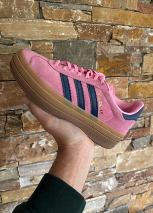 Adidas Gazelle BOLD Rose et Bleue / Taille 37 1/3, merk: adidas, staat: Heel goed, maat: 37, € 49,00, € 52,15 inclusief Kopersbescherming