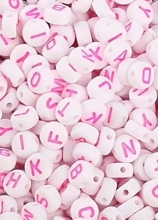 Lot de 50 perles alphabet Blanche Et Rose, ronde, 0.7 x 0.4 mm, neuf, état: Très bon état, 1,90 €, 2,70 € Protection acheteurs (Pro) incluse