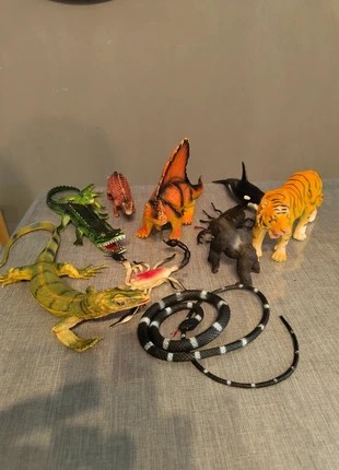 Lot animaux et dinosaures, marque: autre, état: Bon état, taille: S, 5,00 €, 5,95 € Protection acheteurs incluse