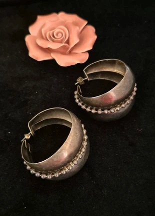 Paire de boucles d'oreilles ethnique 🖤 artisanale ancienne tribal créoles, merk: Création Artisanale Ancien, staat: Goed, € 19,60, € 21,28 inclusief Kopersbescherming Pro