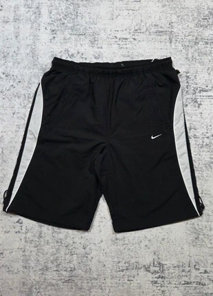 🖤 Short Nike Vintage L Noir Bandes Blanches Mesh Filet Doublé 2000s, brand: Nike, condizioni: Ottime, taglia: L, €24.99, €26.94 include la Protezione acquisti Pro