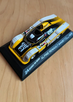 Voiture collection - Modèle Alpine Renault A442B - 24h du Mans - Échelle 1/43 - Boîte d'Origine, marke: 24 Heures du Mans, zustand: Gut, 10,00 €, 11,20 € inklusive Vinted-Käuferschutz
