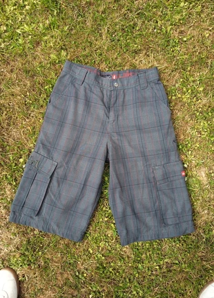 Short cargo Quiksilver, marque: Quiksilver, état: Très bon état, taille: W26 | FR 36, 22,00 €, 23,80 € Protection acheteurs incluse