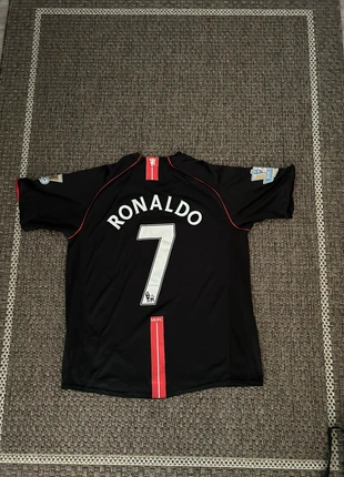 Maillot Manchester United noir Nike AIG vintage – taille M, marque: Nike, état: Très bon état, taille: XL, 30,00 €, 32,20 € Protection acheteurs incluse