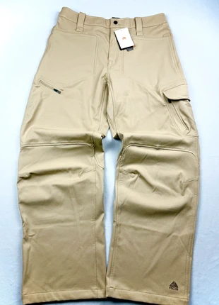 Baggy beige Nike ACG - Taille M - Neuf avec étiquettes, brand: Nike ACG, condizioni: Nuovo con cartellino, taglia: M, €75.90, €80.40 include la Protezione acquisti