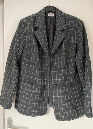 Blazer oversize gris à carreaux, brand: Women's Selection, condition: Very good, size: XXXL / 46 / 18, €5.00, €5.95 includes Buyer Protection