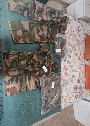 Treillis, état: Neuf avec étiquette, taille: M, 25,00 €, 26,95 € Protection acheteurs incluse