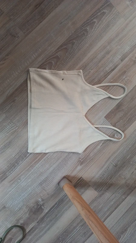 Tee shirt crop top beige jennyfer taille s