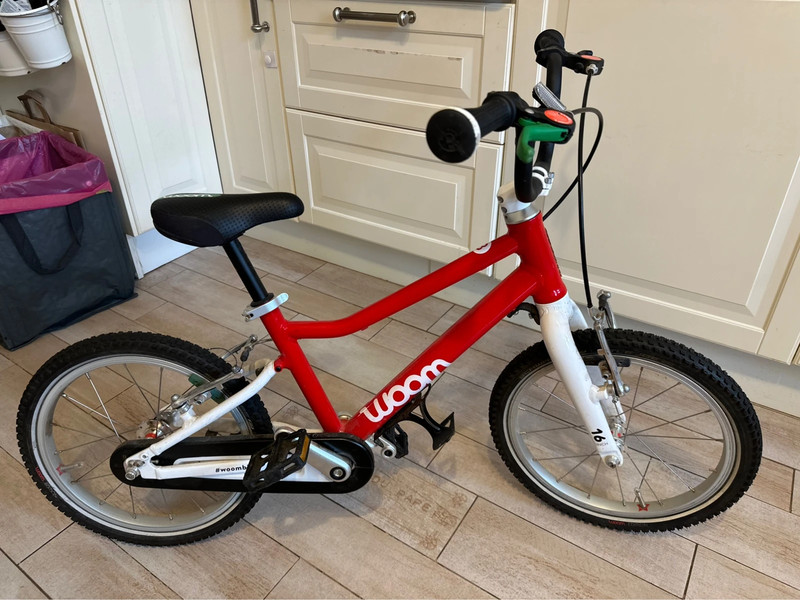 Kolo woom 3 červené velmi lehké