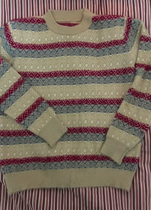 Suéter, marke: Local, zustand: Sehr gut, größe: S / 36 / 8, 4,00 €, 4,90 € inklusive Vinted-Käuferschutz