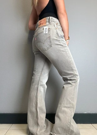 K492 Jean Levi’s Femme Mid Rise Boot Cut, marca: Levi's, estado: Muy bueno, tamaño: XS / 34 / 6, 29,99 €, 32,19 € Protección al comprador Pro incluida