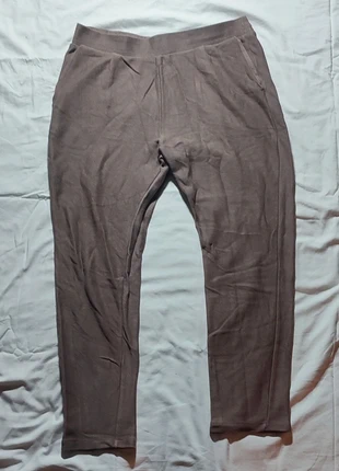 Pantalon slim Kiaby marron L, brand: Kiabi, condition: Good, size: L, €1.50, €2.28 includes Buyer Protection
