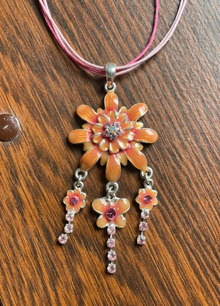 Collier coloré fleur, marque: Vintage, état: Neuf sans étiquette, 3,00 €, 3,85 € Protection acheteurs incluse