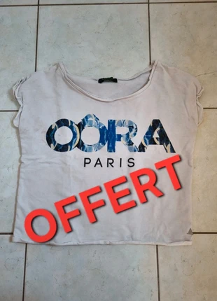 Tshirt OÔRA, brand: OÔRA, condizioni: Discrete, taglia: XS / IT 38 / EU 34, €1.00, €1.75 include la Protezione acquisti